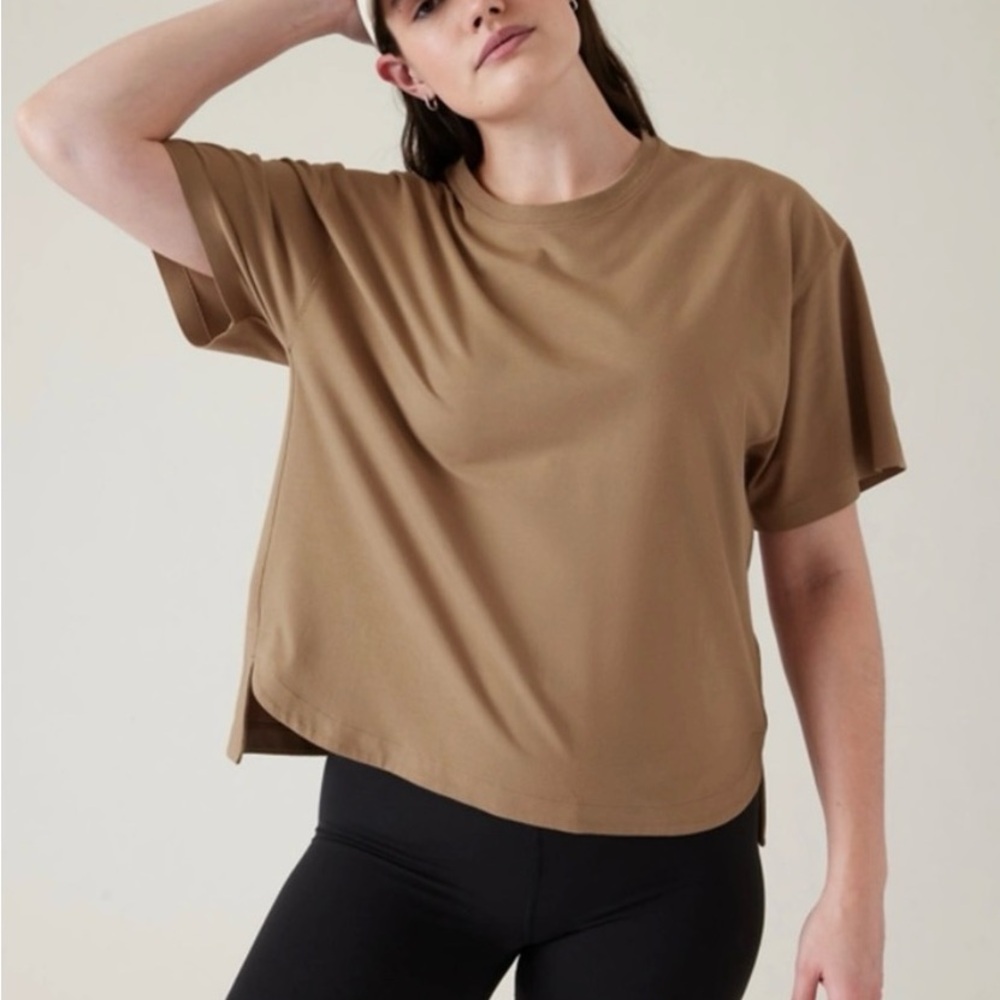 Athleta Effortless Tee